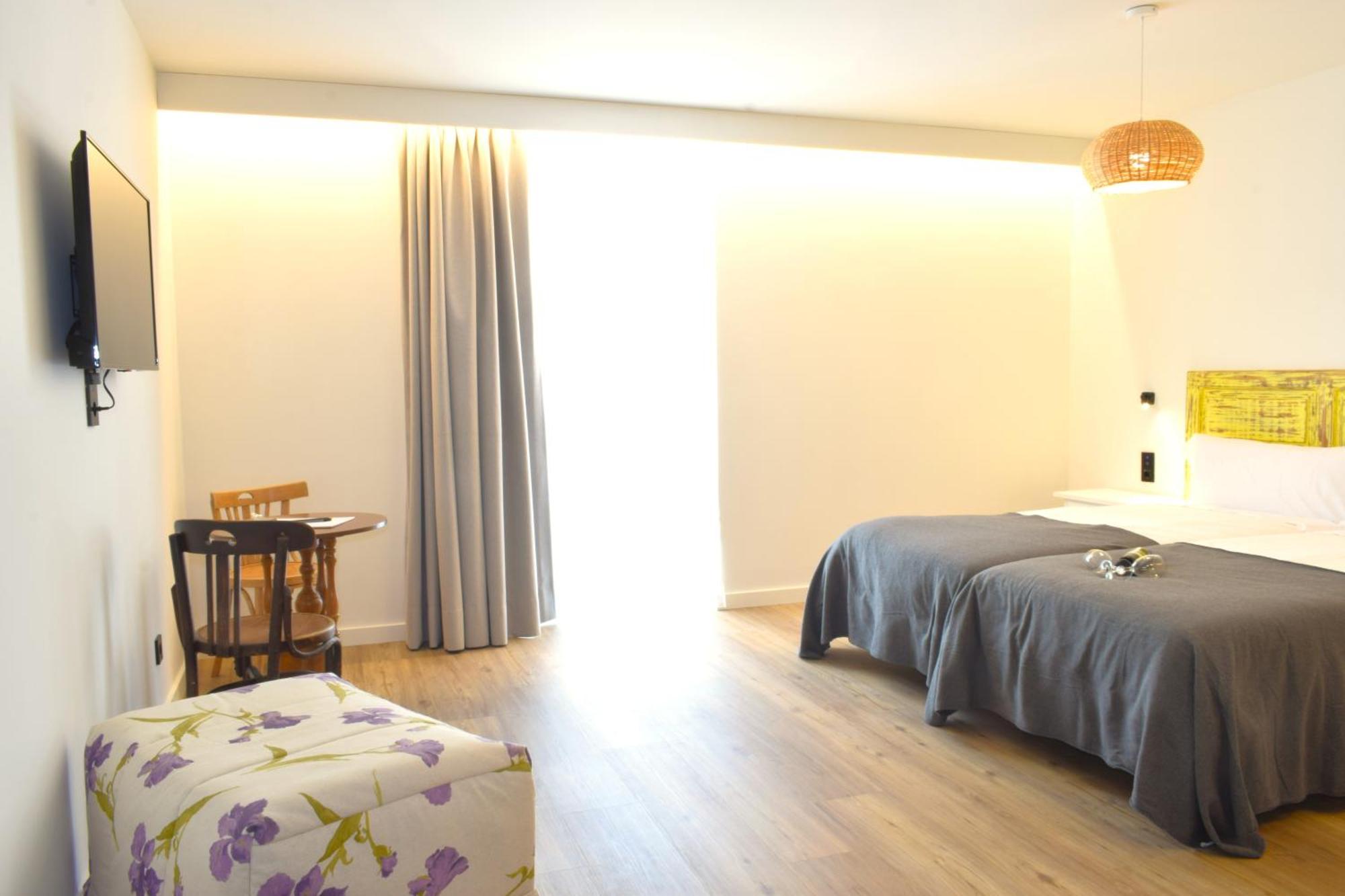 Pachico Hotel 2*